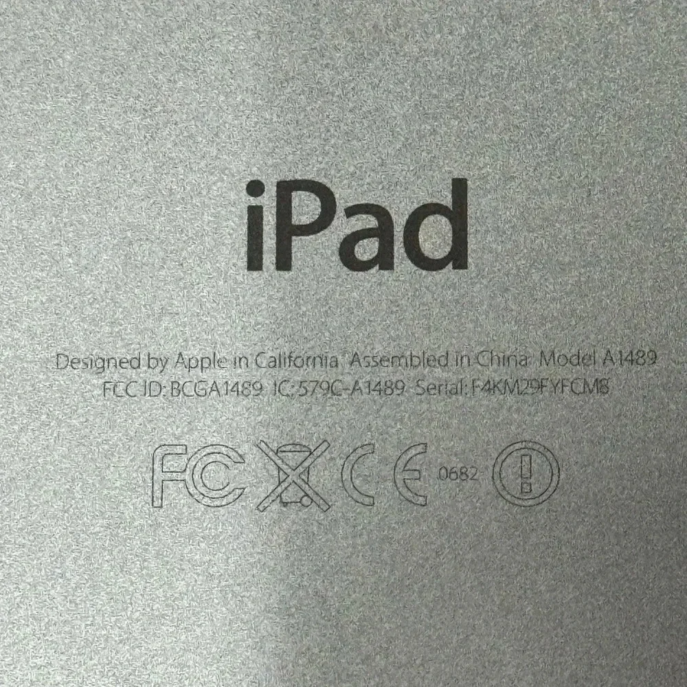 iPad mini 2nd gen model A1489 FOR PARTS APPLE